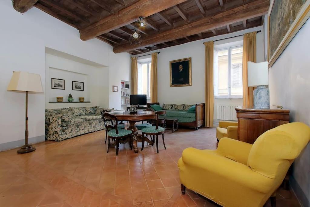 Navona Elegant Two Bedroom Apartment Rome Bagian luar foto